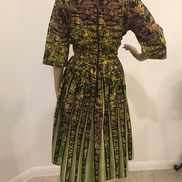 African Print Dress - Picture 4 of 8
